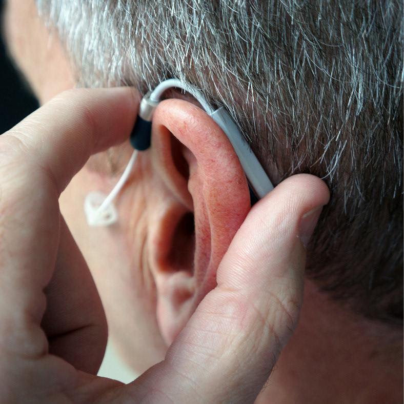 Listen Carefully | 新型助听器