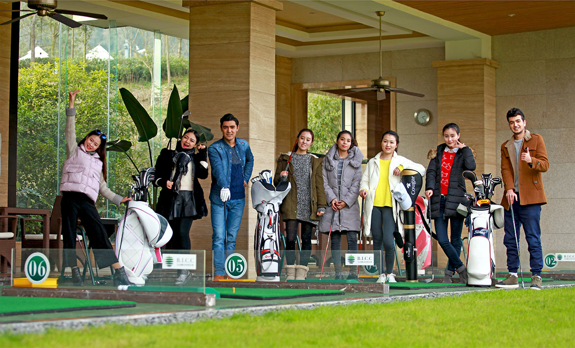 宝山高尔夫俱乐部品牌设计
