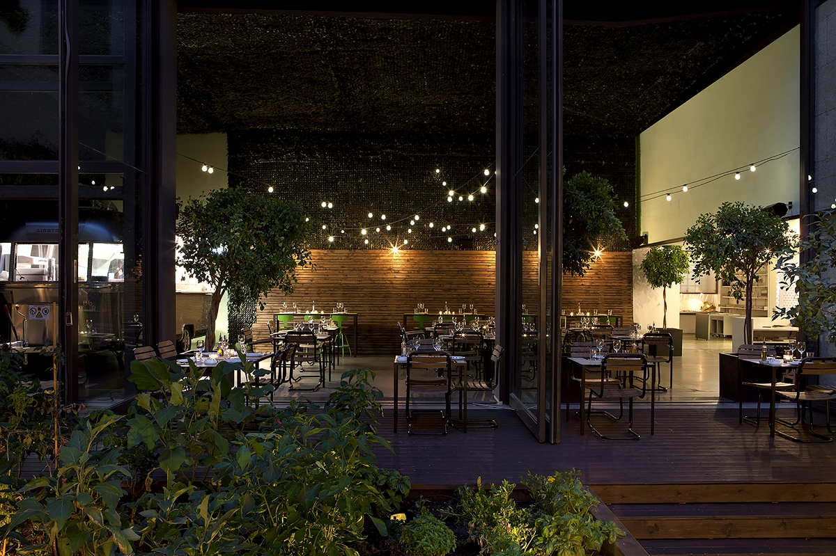 成都花园主题餐吧设计|浪漫而务实的餐吧|四川餐吧装修设计公司