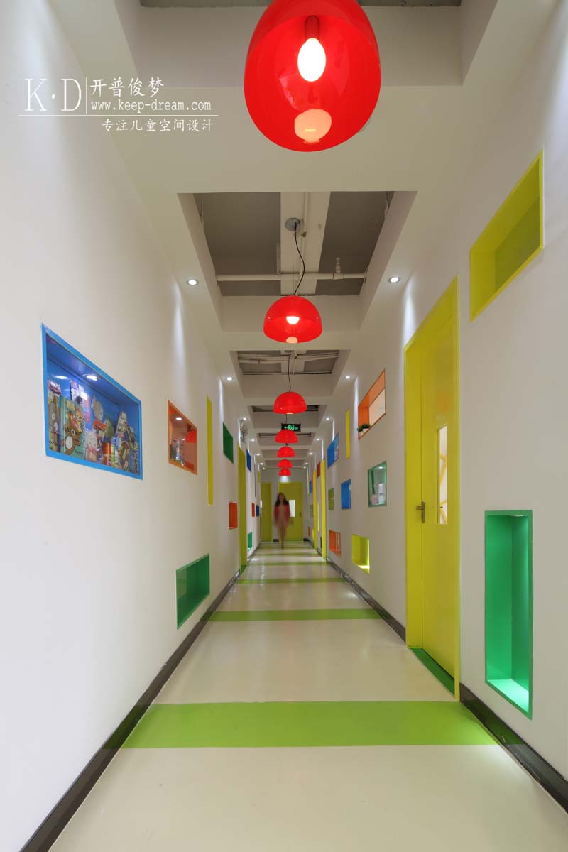 幼儿园设计：走廊空间设计