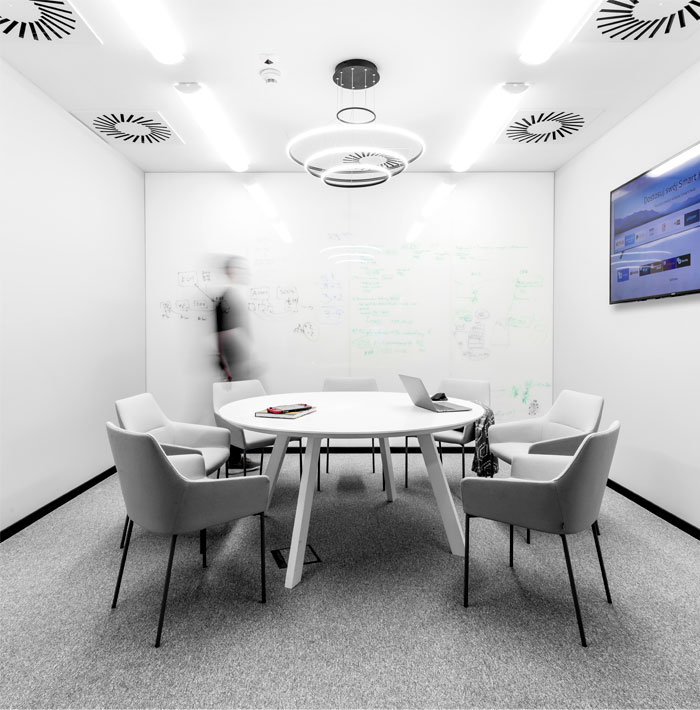 时尚科技 胶囊”式办公空间设计 - 筑品天工