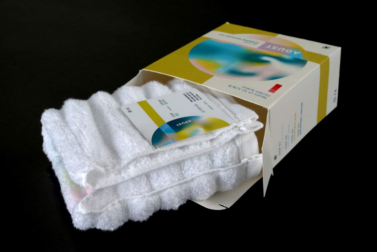 粉粉的个性新颖的护肤品防晒系列产品品牌包装设计