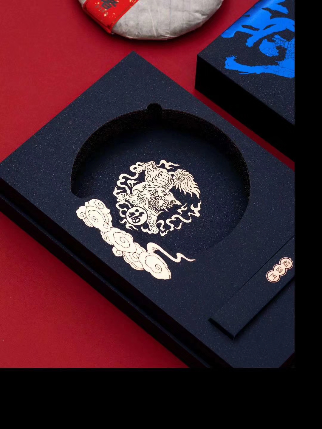 国潮设计普洱茶茶饼包装礼盒配茶针设计