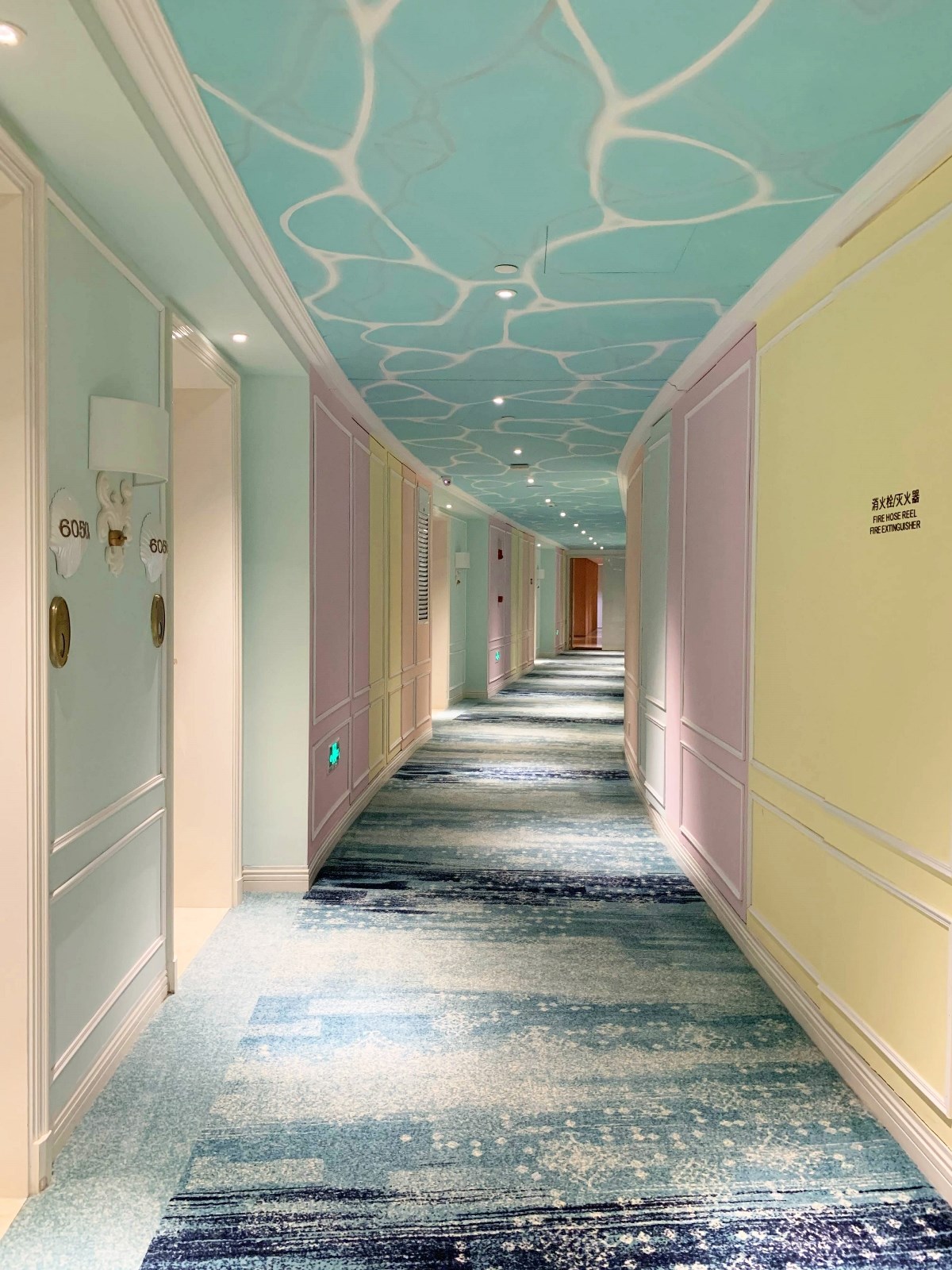 爱翼亲子酒店设计案例分享-青岛红树林魔法主题酒店