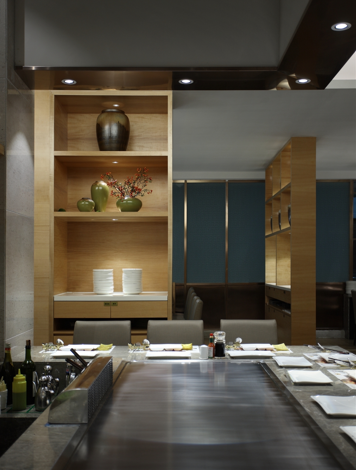 餐厅设计 401㎡日式铁板烧空间：大渔，刀光下的“慢食”之旅