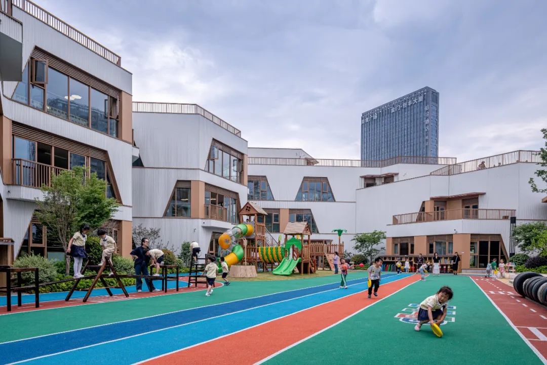 郑州普通幼儿园装修效果图-郑州普通幼儿园装修实景图-宏钰堂幼儿园装修公司