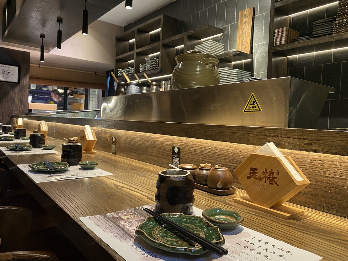 玉椿烧鸟居酒屋日本料理餐饮全案设计——品深餐饮设计