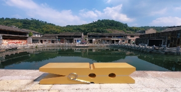 漫步湖畔和古鎮(zhèn)，公共藝術(shù)的最佳賞味期